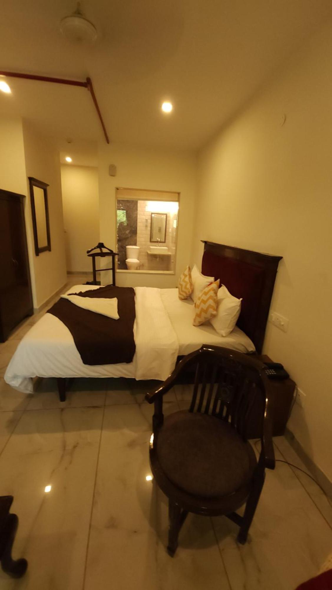 Hotel Multitech Premium Chandīgarh Εξωτερικό φωτογραφία