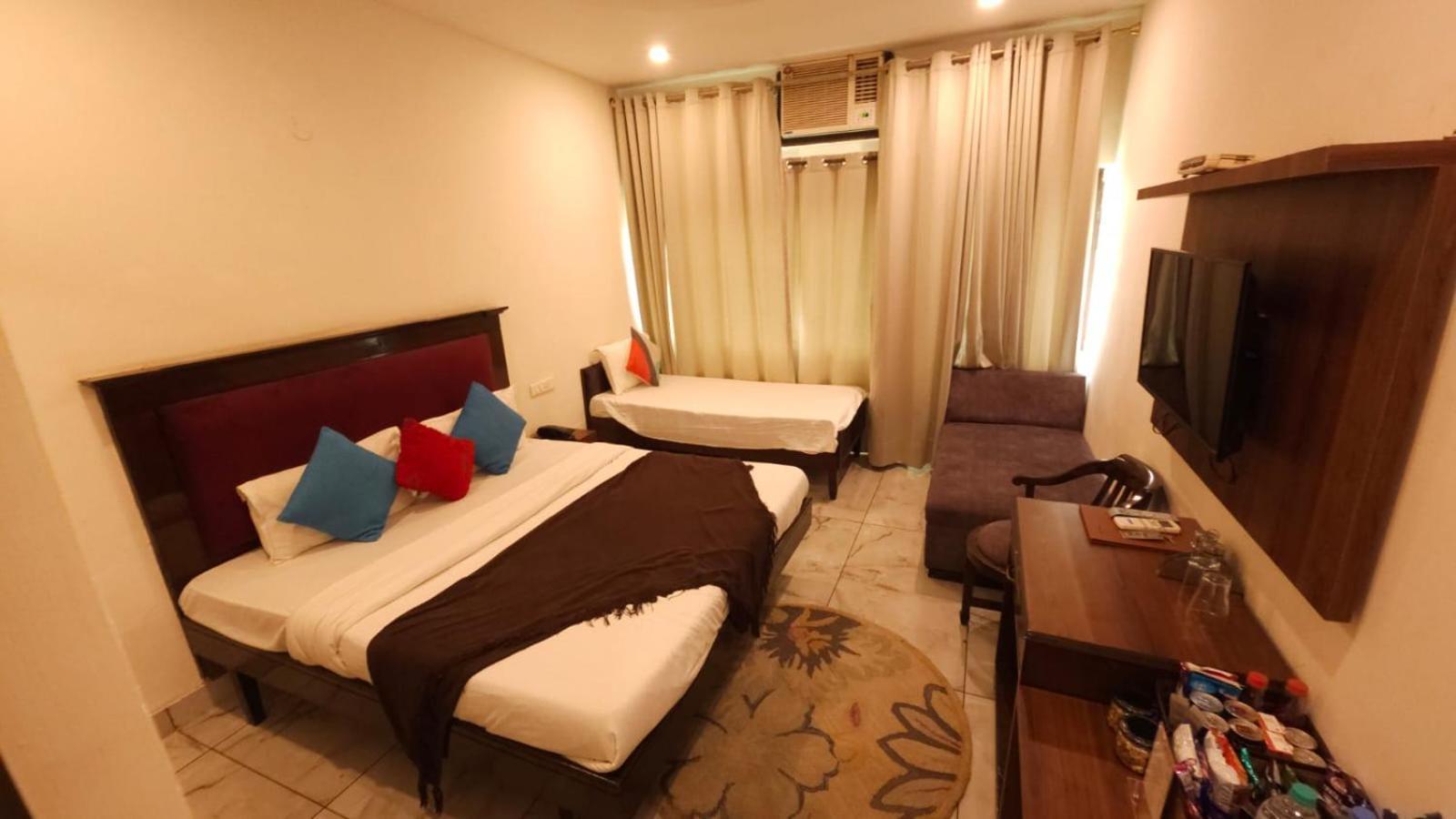 Hotel Multitech Premium Chandīgarh Εξωτερικό φωτογραφία